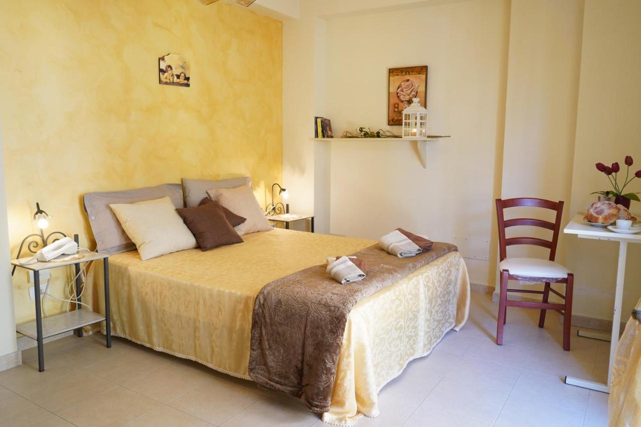 Vacanza Taormina Mare Mazzeo Exterior photo